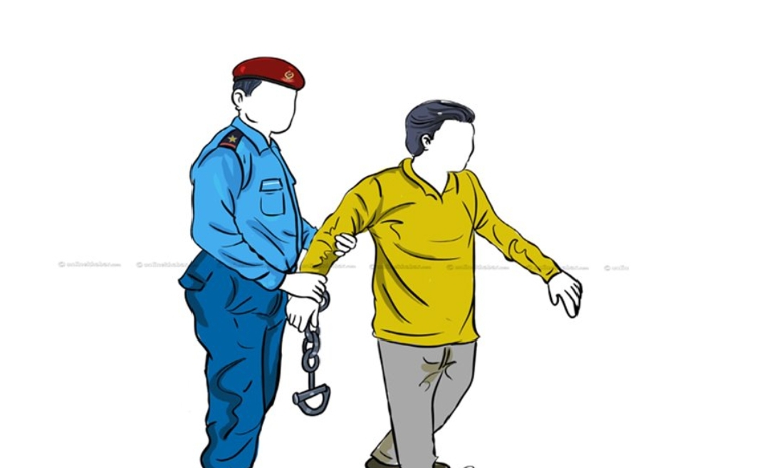 मतदान केन्द्रमा खटिएका कर्मचारी पक्राउ