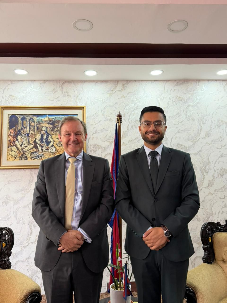 शिक्षामन्त्री पोखरेल र बेलायतका राजदूतबिच शिष्टाचार भेटवार्ता