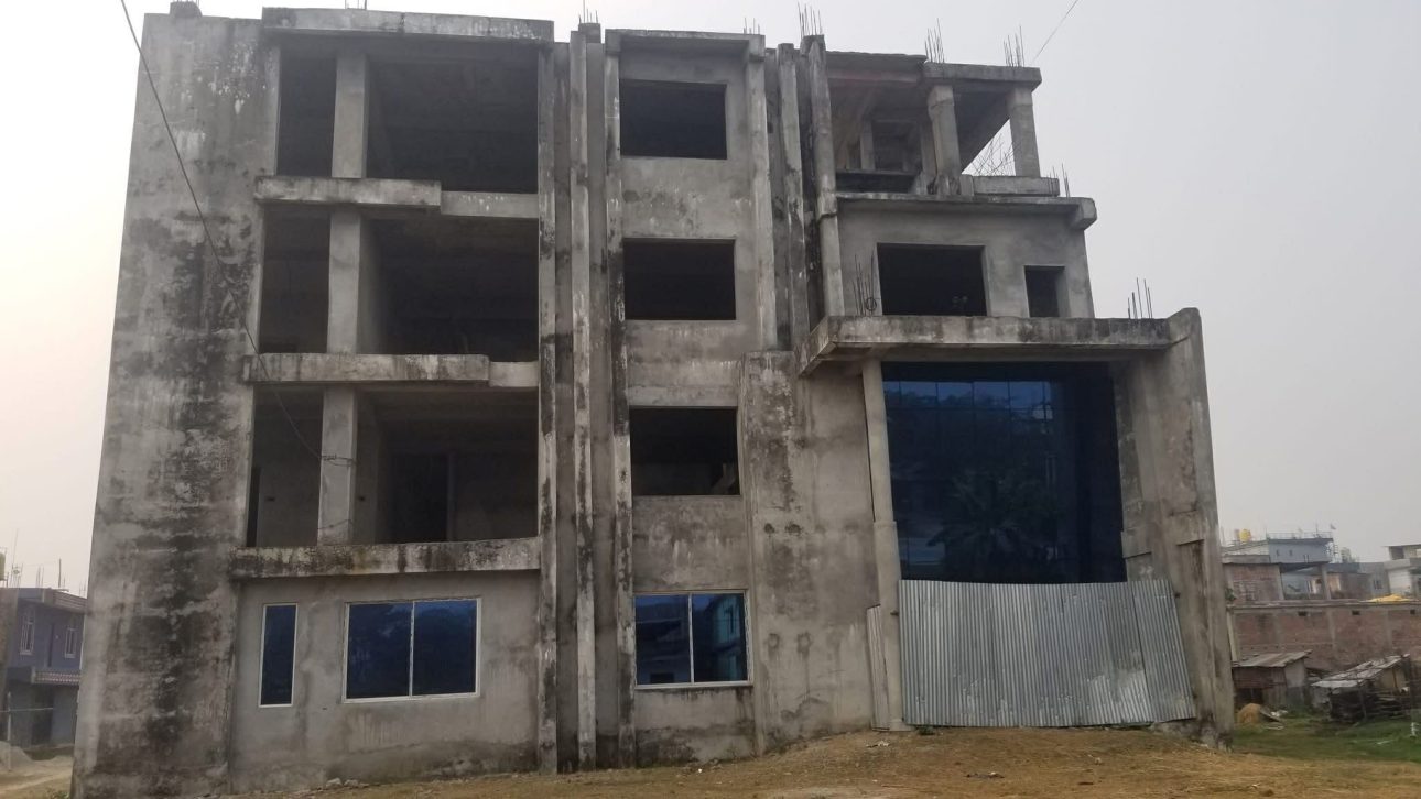 साना किसान भवन निर्माण अलपत्र: बजेट अभाव र प्राविधिक विवाद मुख्य कारण