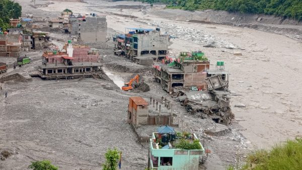 भोटेकोशी बाढीपीडितलाई अस्थायी आवासको तयारी तीव्र, चार जनासम्मको परिवारलाई मासिक १५ हजार भाडा दिइने